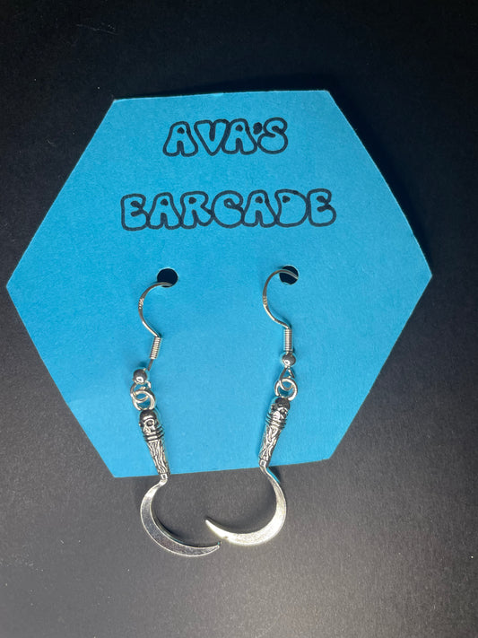 Twin Fang Sword Earrings